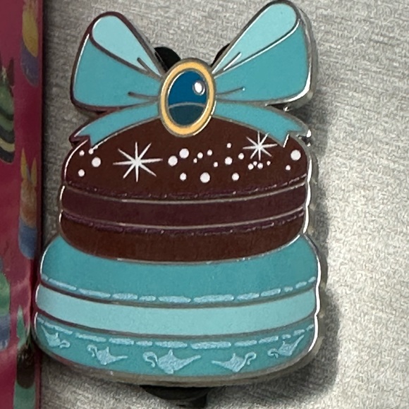 Disney Princess Pastries Pin-jasmine - Picture 2 of 3